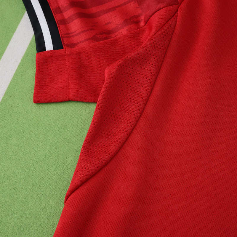 Manchester United Home Jersey 2025/26 - Women