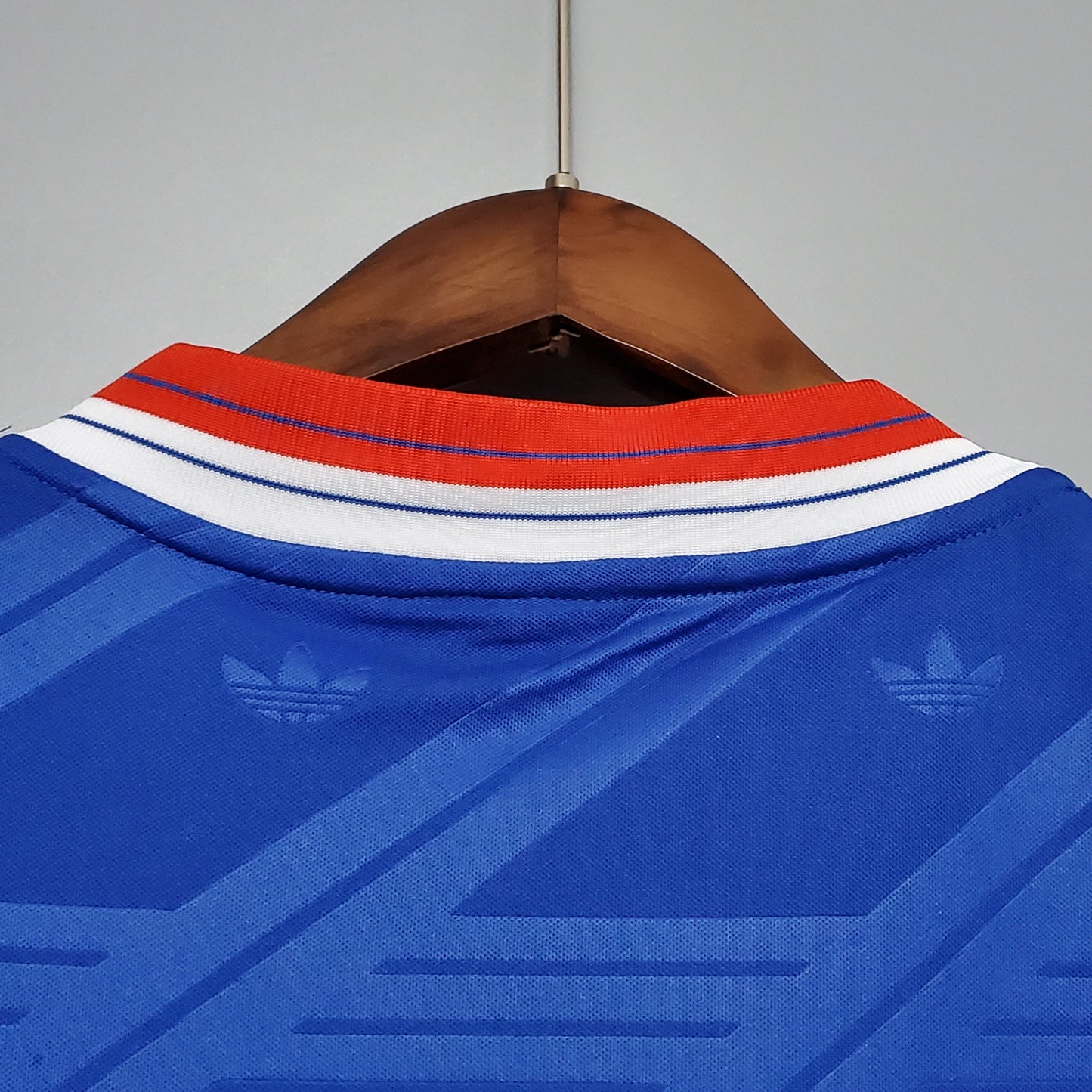 MANCHESTER UNITED I 86/88 MAN (RETRO)